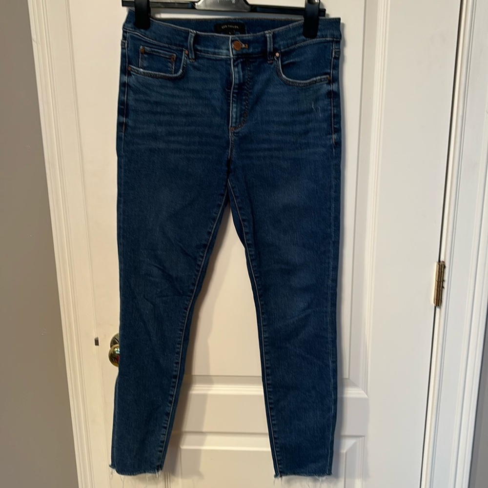 Women’s Ann Taylor skinny Jeans